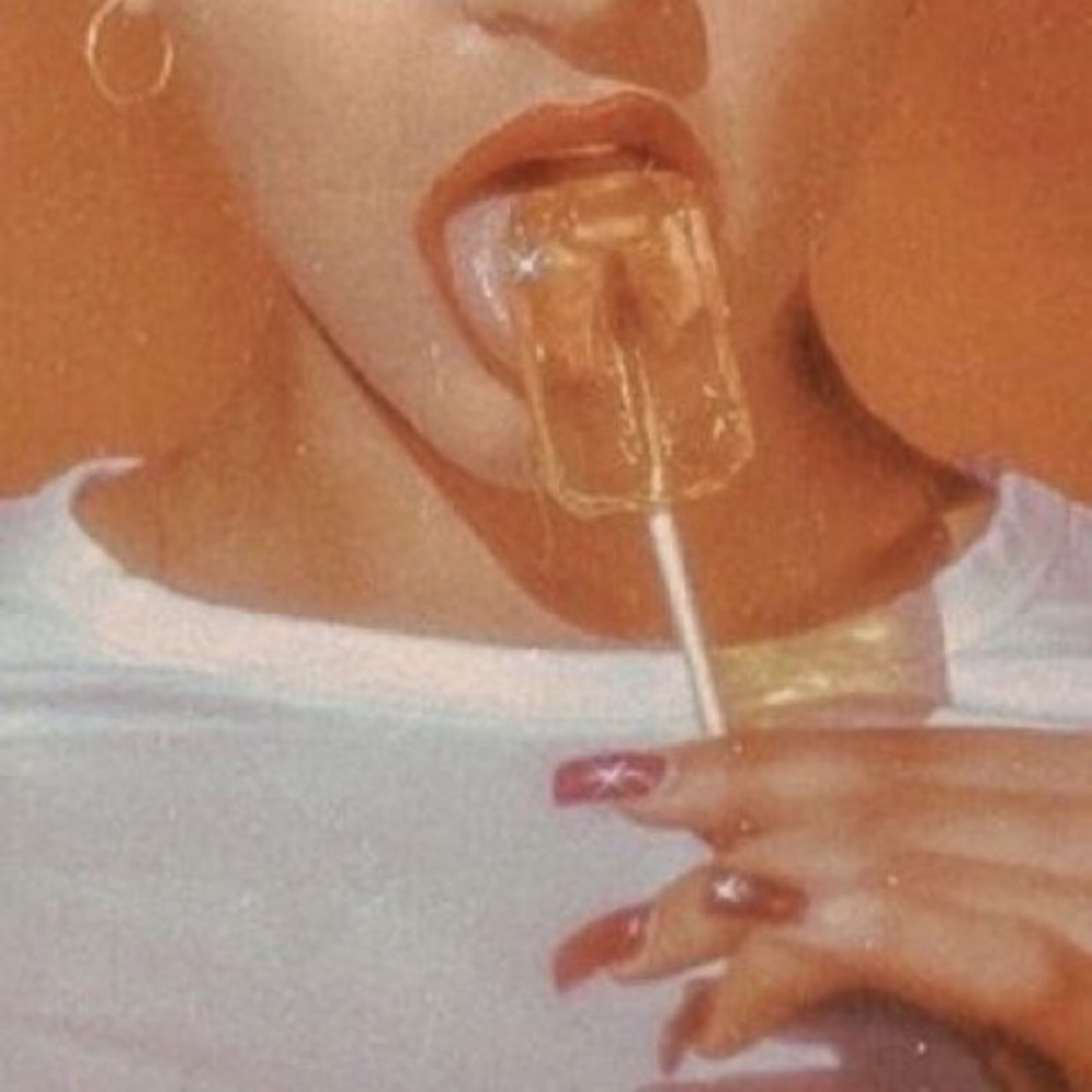 Meet your Posher, Daniela